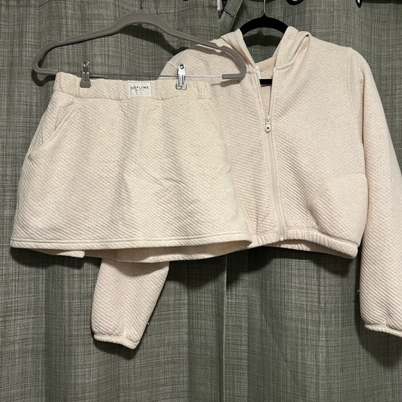 aerie Pants - Aerie skort and cropped zip up set